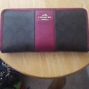 pre-loved Authentic Coach leather wallet